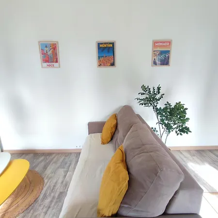 Cozy 2 Pieces - Garavan 아파트 *
